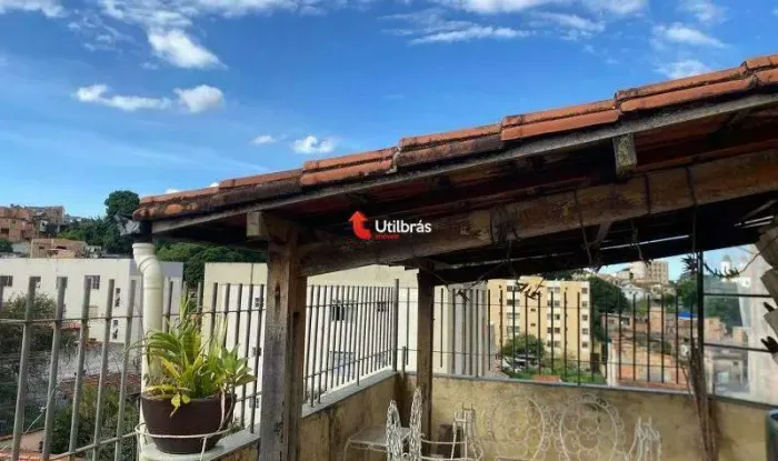Cobertura à venda, 3 quartos, 1 suíte, 1 vaga, Santa Tereza - Belo Horizonte/MG
