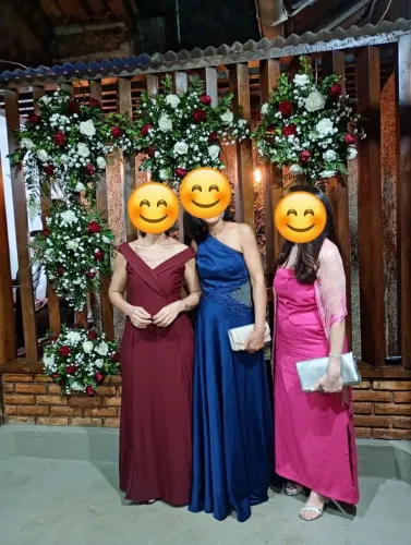 Vestido de festa azul marinho