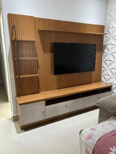 Rack mais painel ripado 