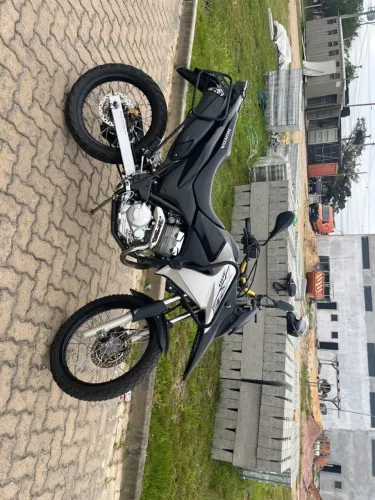 Moto XRE 300 