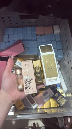 kit miniaturas de perfume 212 vip rose edp 5ml e million gold edp intense 5ml