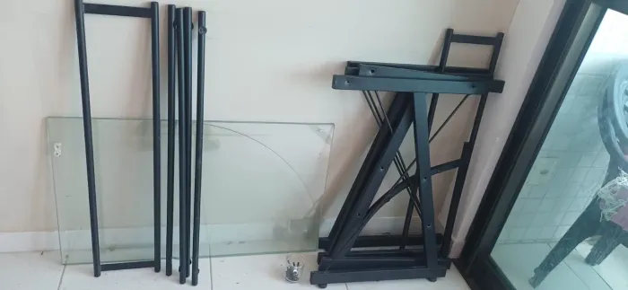 Estação de trabalho em L vidro