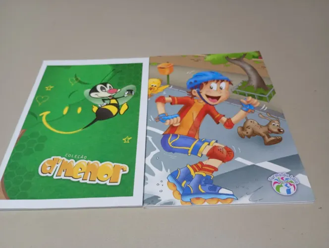Kit caderno skate e abelha