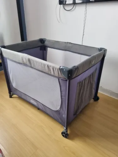 Berço Portátil com Colchão Incluso
