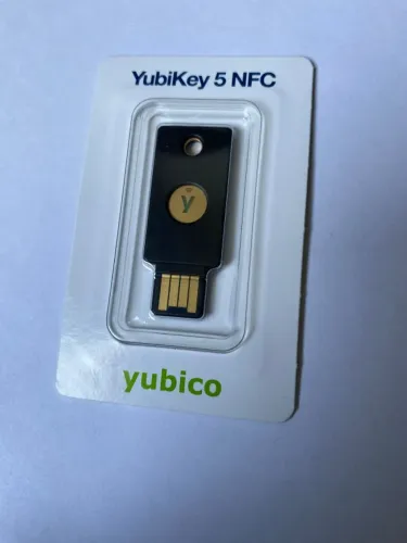 Chave de Segurança YubiKey 5 NFC Original - Lacrada / Nova
