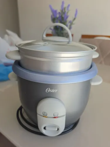 Panela elétrica Oster Novinha