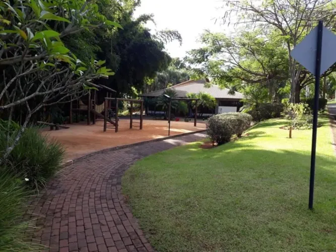 Terreno à venda no condomínio Reserva do Vale em Uberlândia