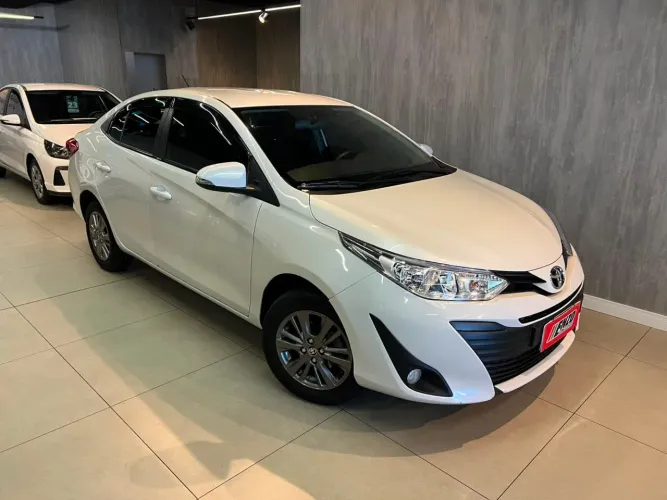 Toyota Yaris XL Plus Con. Sed. 1.5 Flex 16V AUT 2022