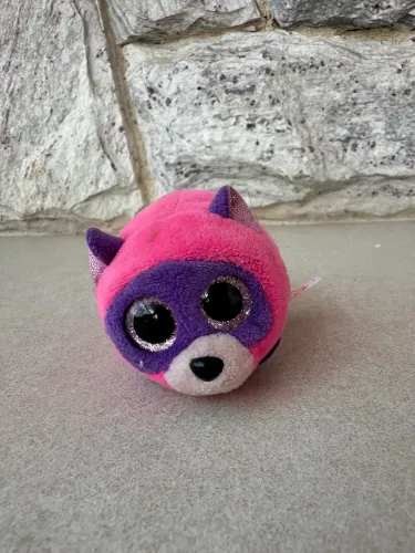 Mini pelúcias da coleção Ty Beanie Boos. Combo com 5 unidades.