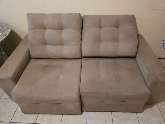 Sofá retrátil