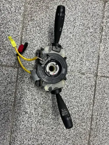 Chave Seta Completa Renault Kwid 16/20 120024091 Original (Usado)