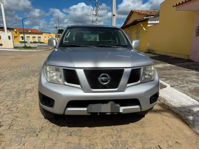 Nissan Frontier S CD 4X4 2.5 TB Diesel 2015