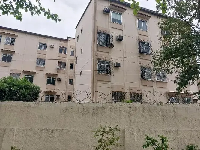 Imóvel com potencial Apartamento no Iraja, Rio de Janeiro - RJ, Apto 103, 2 quartos, 43m²