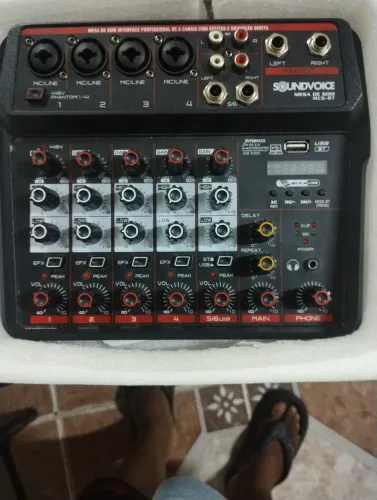 Mesa de som