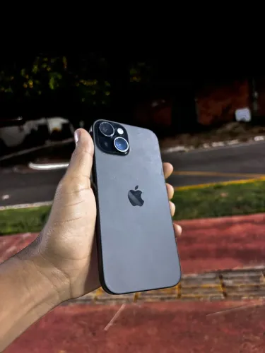 iPhone 15 /pego drone no negócio