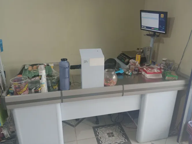 Vende-se Mercado montado prédio alugado