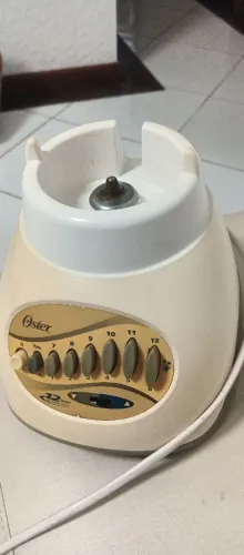 Base motor liquidificador Oster excelente !! Potente!!