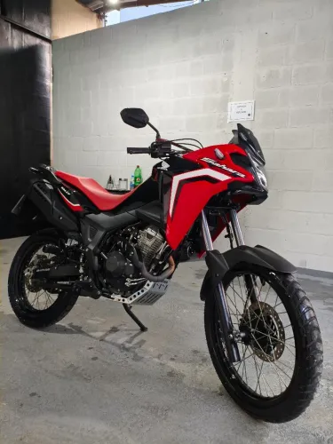 Vendo ou transfiro financiamento Sahara 300 Rally