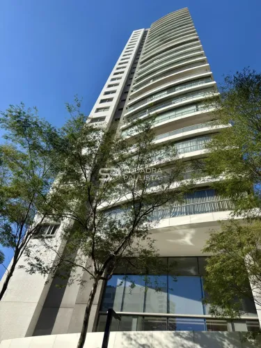 Apartamento com 168.0 m², à venda no bairro Vila Nova Conceição.