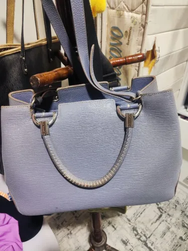 Bolsa Arezzo desapego 