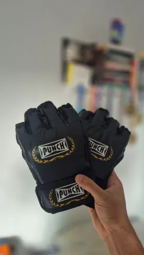 Luva de MMA