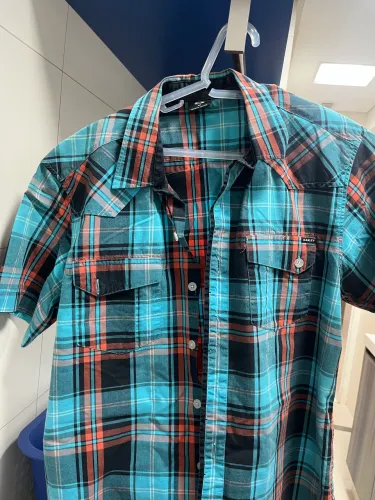 camisa oakley M xadrez 