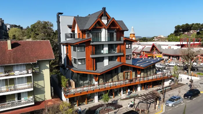 Apartamento à venda com 3 suítes no Centro de Gramado/RS