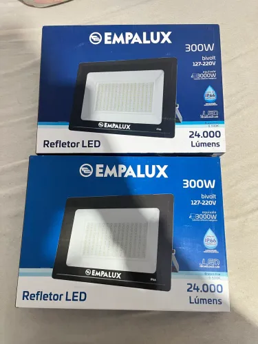 Refletor LED Empalux/ 650 os dois ou 350 cada um