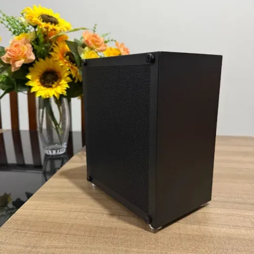 PC Gamer Mini ITX Ryzen 7 7700 AM5 16GB DDR5 SSD 512GB - Novo