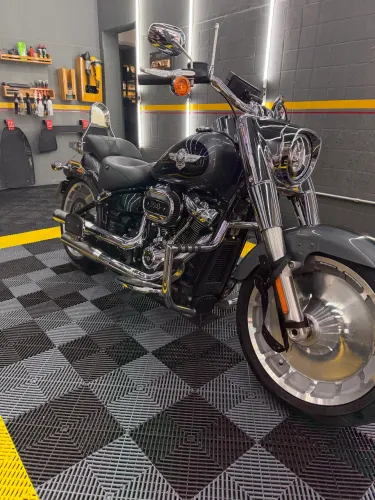 HARLEY-DAVIDSON FAT BOY 2021 | 10.500 KM | MUITO EQUIPADA
