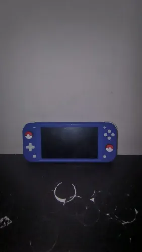 Console Nintendo switch lite e capa de analógico