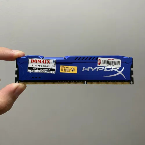 Memória RAM 4GB DDR3 1600MHz Kingston Fury Azul Desktop