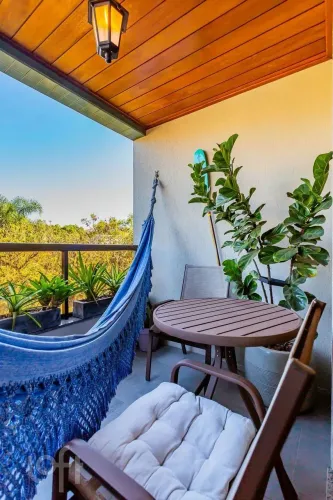 Apartamento decorado por arquiteto, 2 dormitórios com suíte -Chácara das Pedras - Porto Al