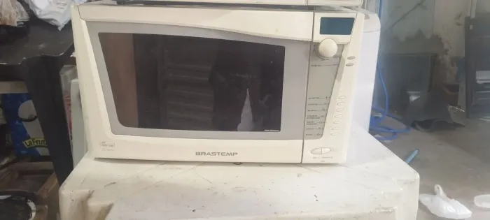  micro-ondas da marca Brastemp