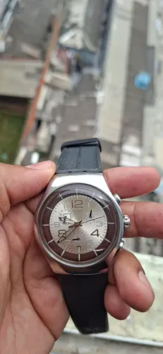 Relógio swatch original vendo olx pay mais entrega para todo Brasil faço 