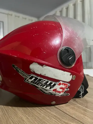 Capacete New Liberty