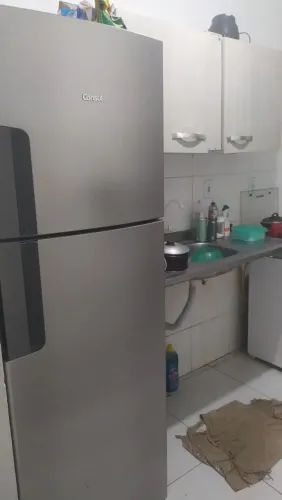 Geladeira sem marcas de uso