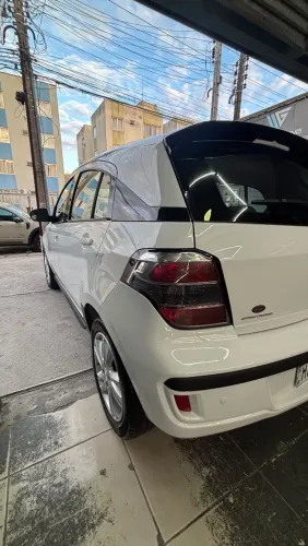 Chevrolet Agile LTZ Easytronic 1.4 8V Flexpower 5P 2014