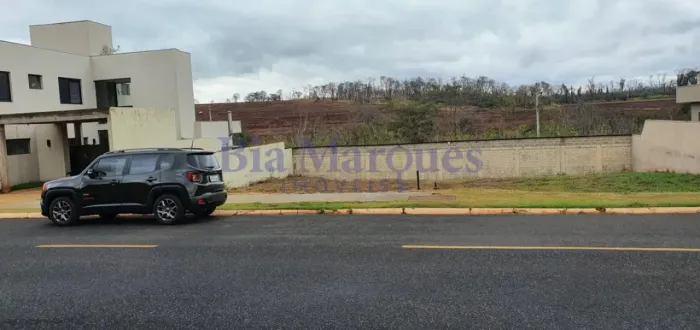 TERRENO EM CONDOMÍNIO 400M², À VENDA NO BAIRRO VILA DO GOLF
