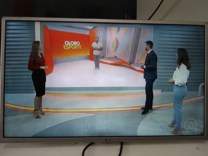 Tv led 32"LG  conversor integrado 