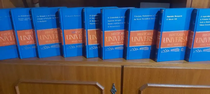 Coleção "História Universal - H. G. Wells"