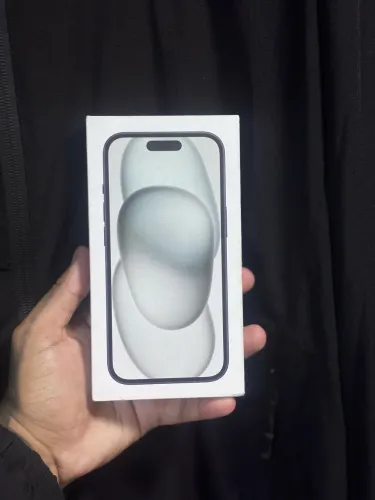 iPhone 15 pret, 128gb, 86 de bateria vai com caixa carregador original do aparelho