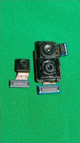 Camera frontal e traseira Galaxy A20 
