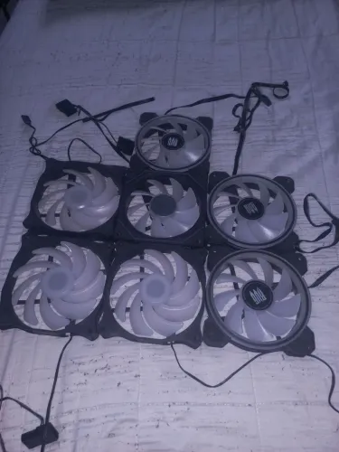 Fans aleatórias