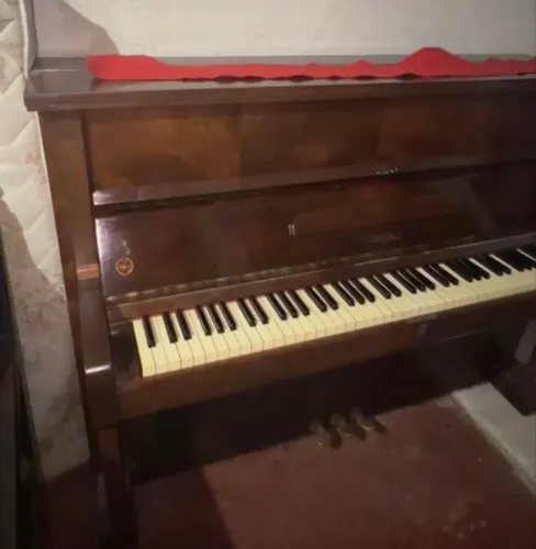 PIANO VERTICAL SANDOLI