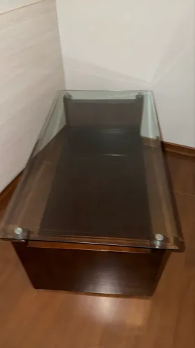 Mesa de Centro Retangular Mogno Maciço e Vidro 1,10m