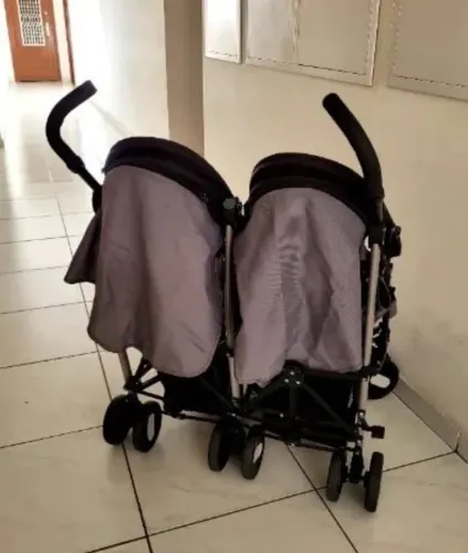 Desapego Carrinho de Gêmeos Chicco Echo Twin ? novíssimo
