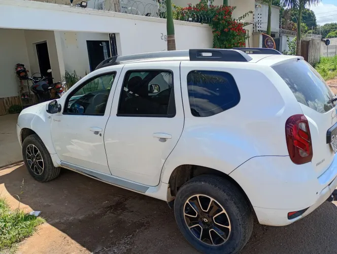 Chevrolet Onix Hatch LTZ 1.4 8V Flex Mec. 4P 2018
