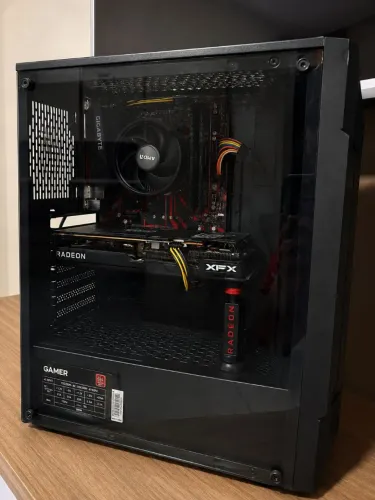 PC Gamer, RX 7600 + Ryzen 5 5500, 16GB RAM