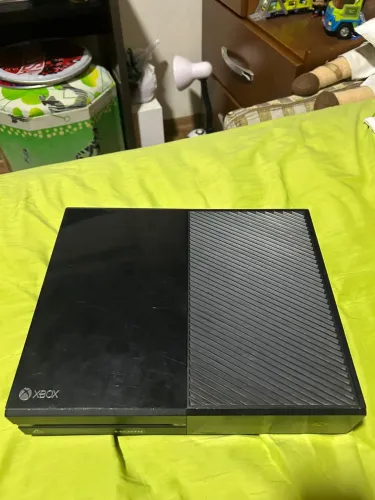 Xbox One 500GB + Monitor LG 19,5" + 9 Jogos Originais - Funcionando Perfeitamente